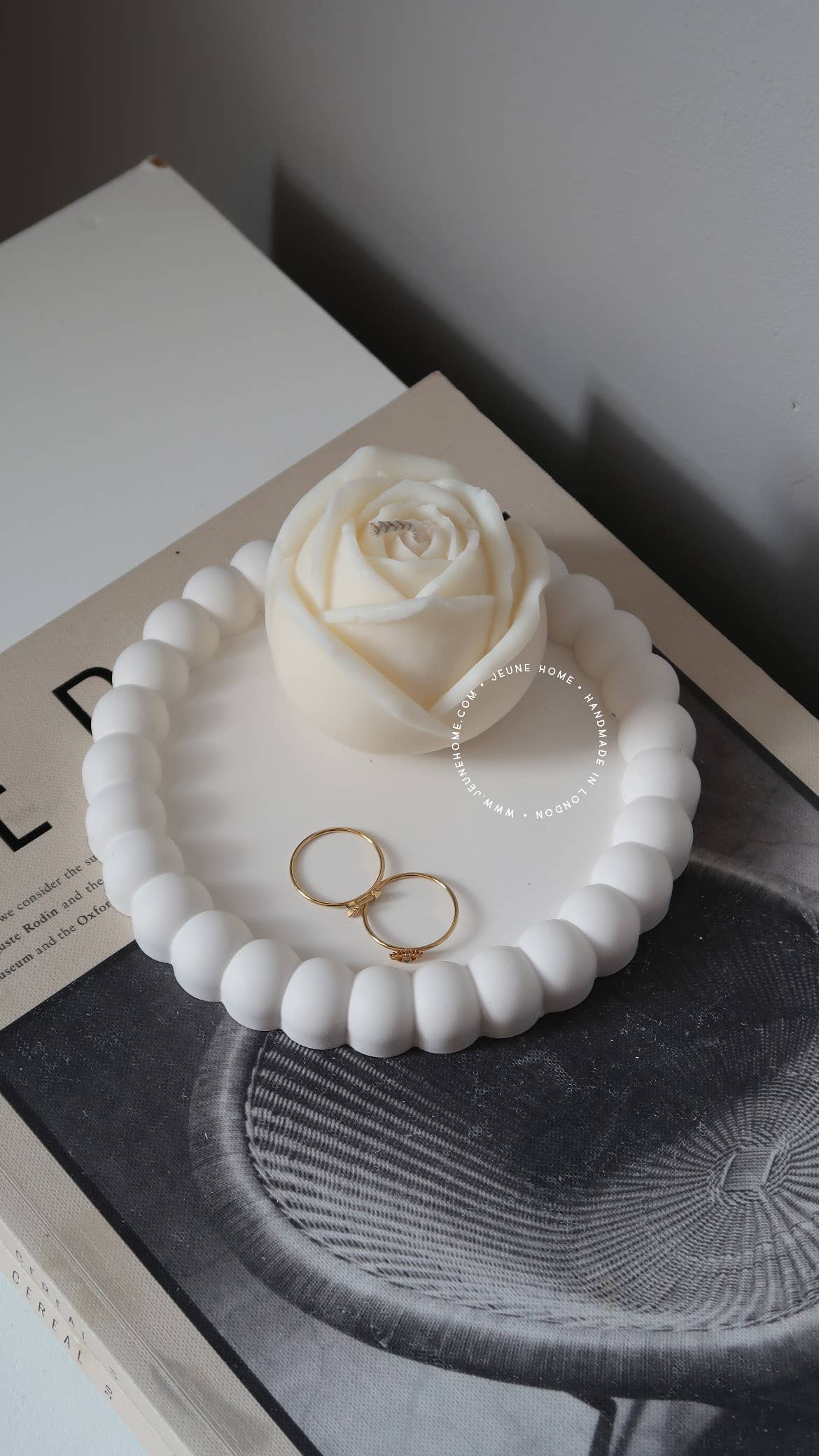 Round Bubble Trinket Tray - White