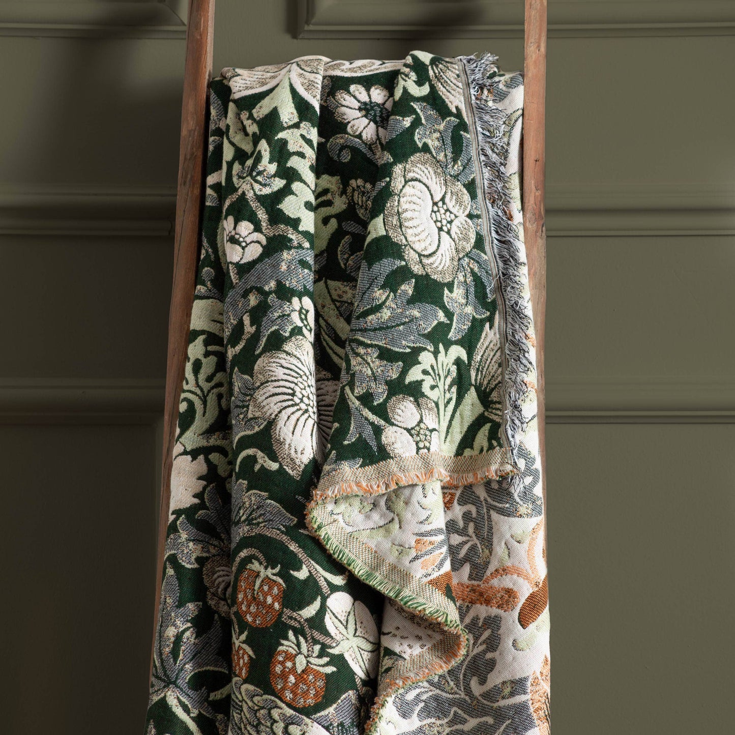 Strawberry Thief Jacquard Throw: Forest